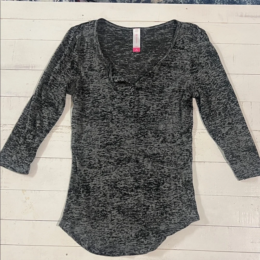 Sweater Bundle - Picture 6 of 7